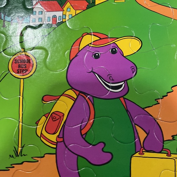Vintage | Barney: School Bus Stop Scene (1993) - 35 Piece Jumbo Floor Puzzle - Picture 12 of 16